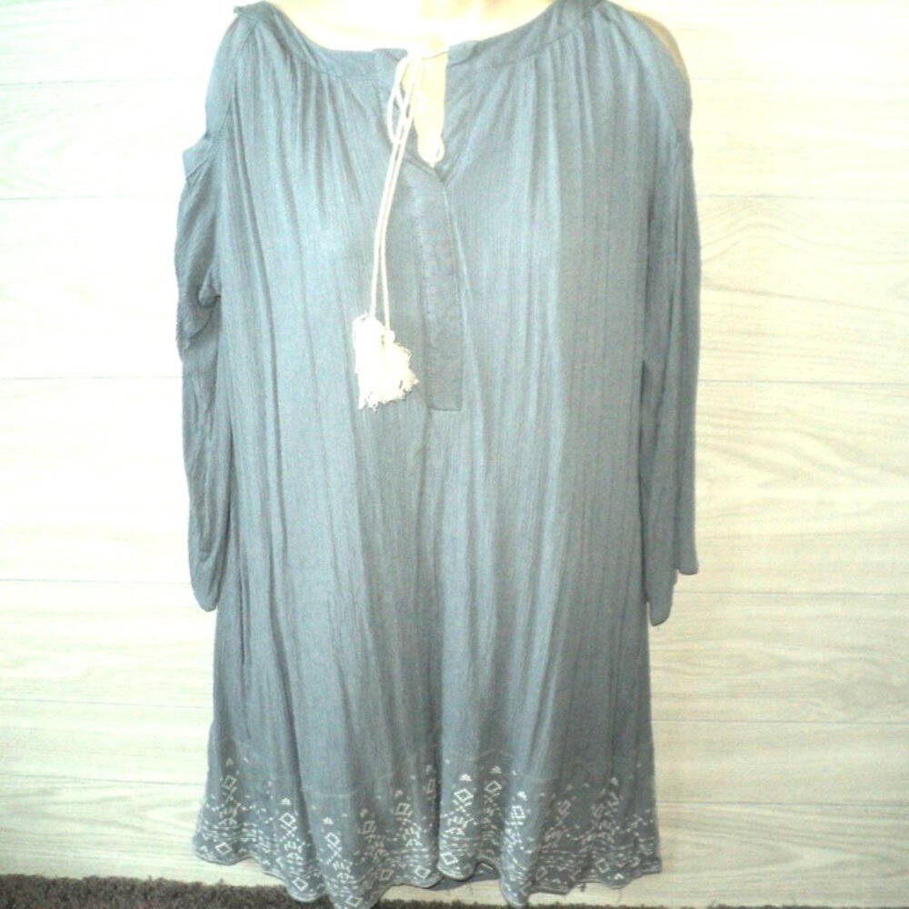 Knox Rose Dress Women's Size XL Light Aqua Embroidered Ribbed Cold Shoulder - Picture 2 of 7